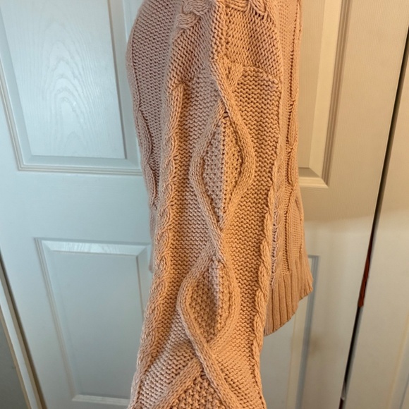 Peach Gap Mock Neck Cable Knit Sweater size L - Picture 5 of 7